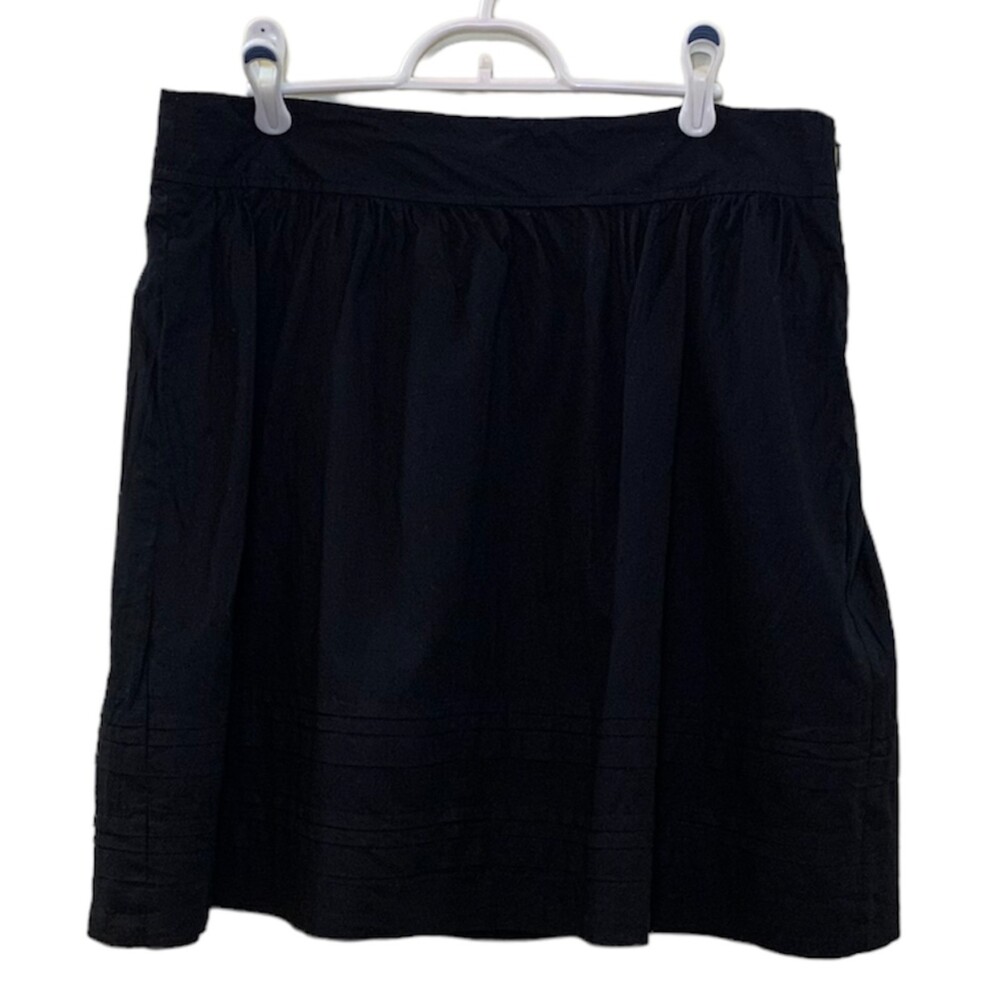 Ann Taylor LOFT Pintuck Voile Skirt Black Size 10 100% Cotton